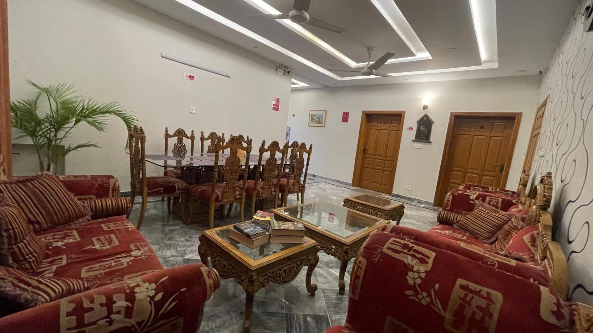 Midways Guest House And Hotels Islamabad Exterior photo