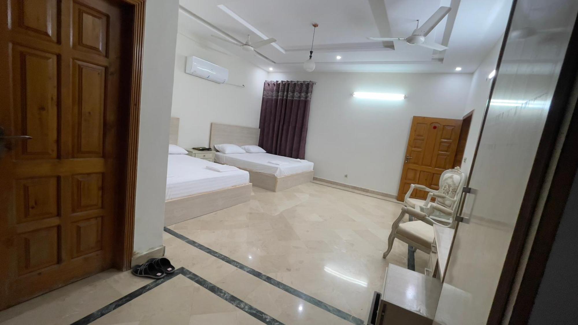 Midways Guest House And Hotels Islamabad Exterior photo